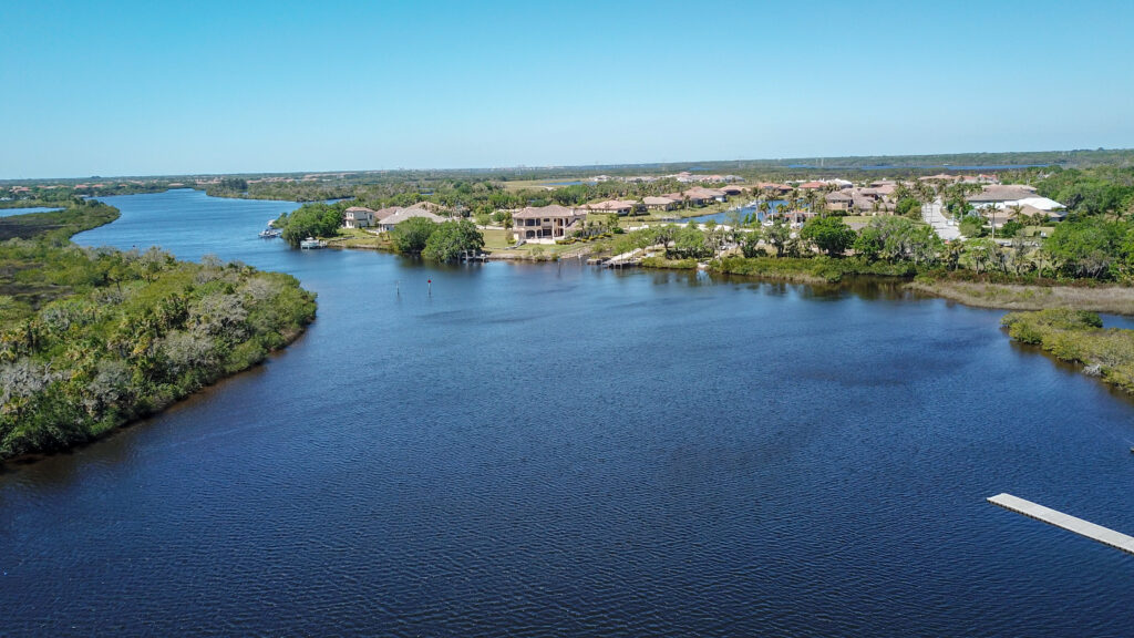 Parrish, FL | Rural Living | Waterfront Property |